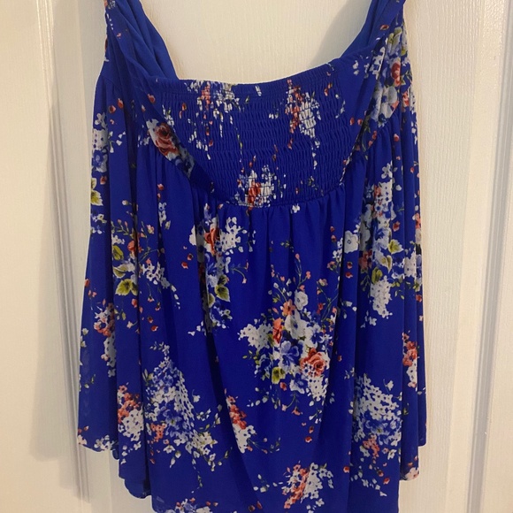Torrid Tops - Strapless blouse